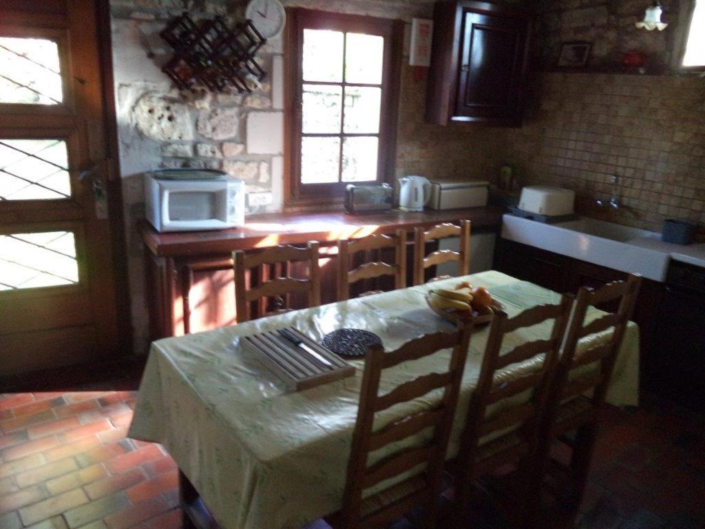 Traditional Charentais Cottage In Countryside 25 Minutes From Royan Balanzac Exterior photo